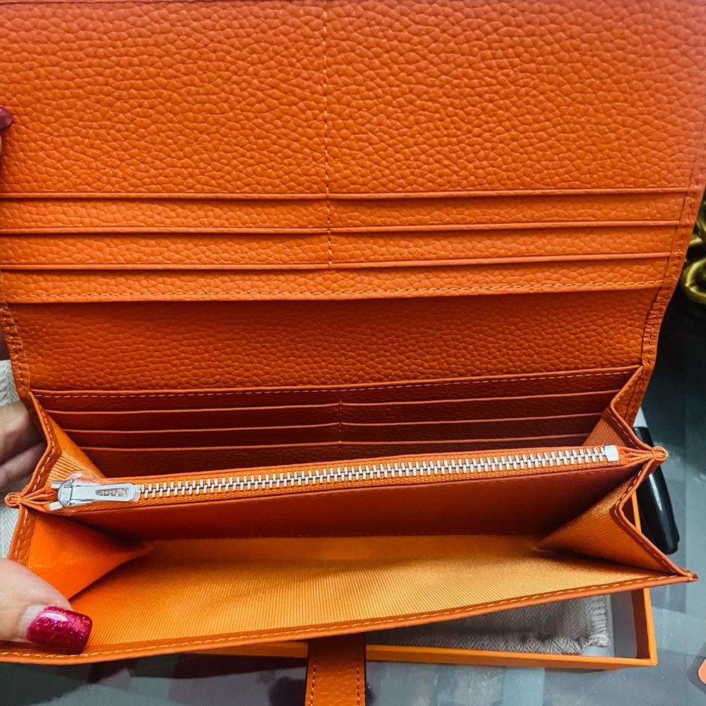 🧡 Hermès Vibrant Orange Vegan Leather Clutch - Picture 4 of 7